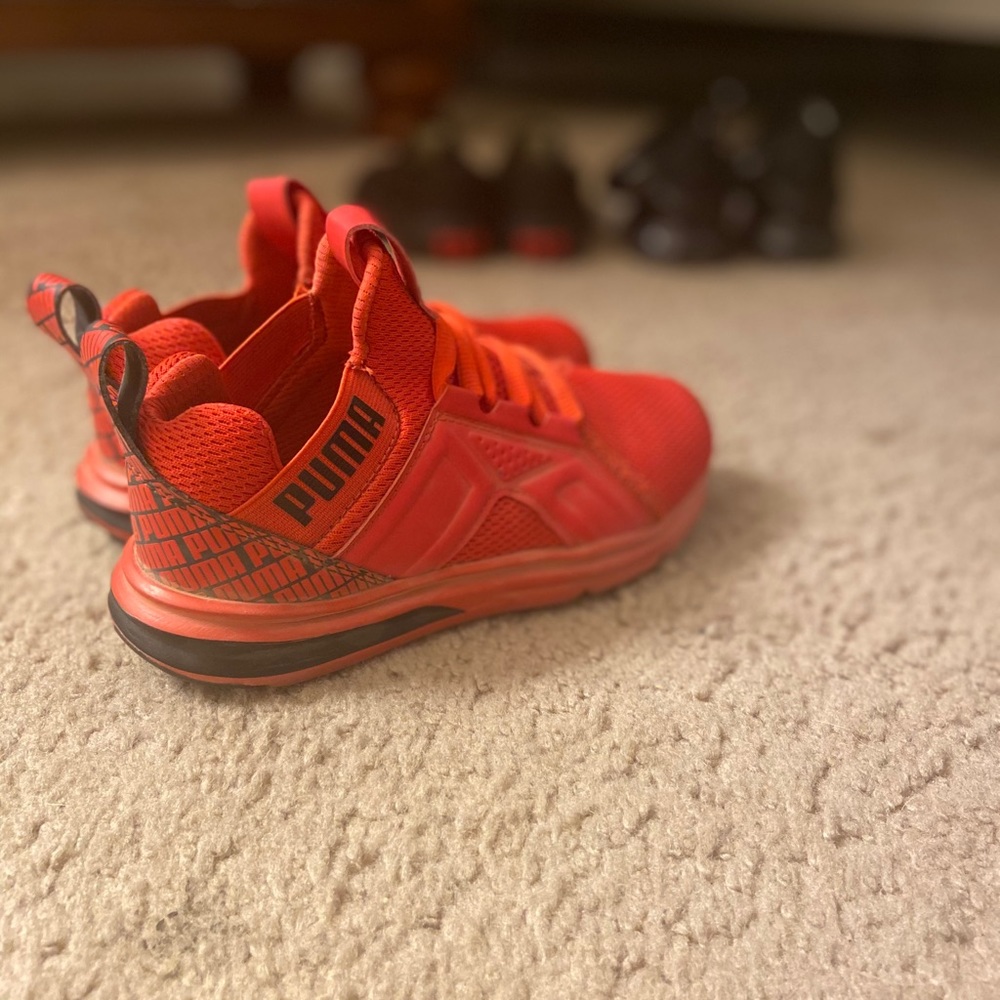 Boys Puma Enzo 2